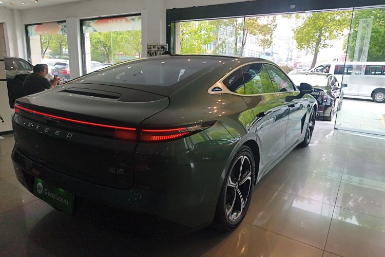 Used EXEED Star Era ES 2024 Max Long-Range Version Rear Right 45 Deg