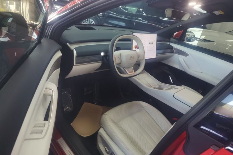 Used ONVO L60 2024 60 kWh All-Wheel Drive Driver Seat