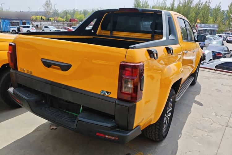 Used JMC Yuhu EV 2022 4x2 LX JX1032PSEF5BEV Rear Right 45 Deg