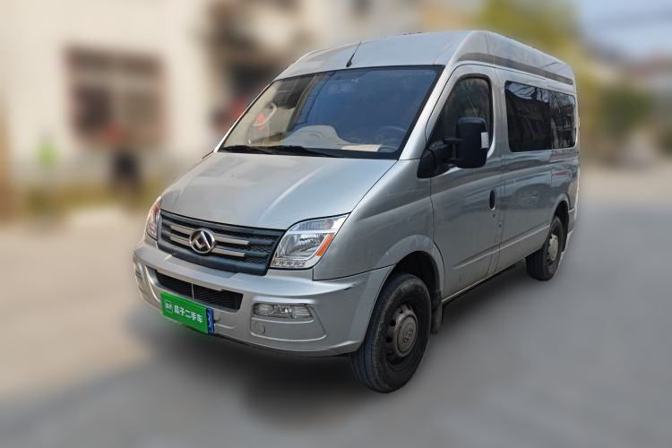 Used SAIC MAXUS Xintu V80 2021 2.0T Manual Classic Aoyuntong Short Wheelbase Mid-Roof 5/6-Seater