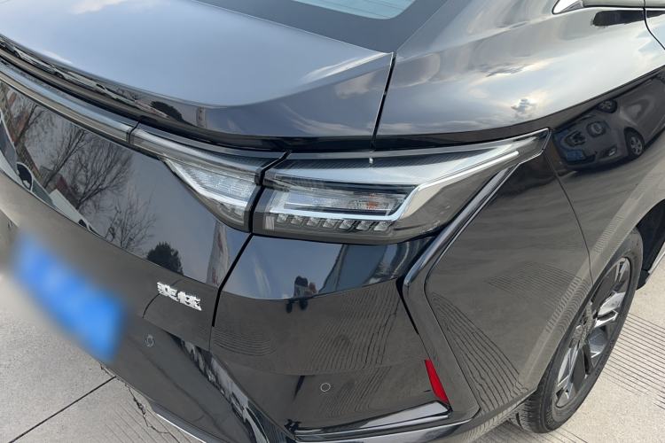 Used Dongfeng Aeolus Yixuan 2025 1.5L Automatic Luxury Version