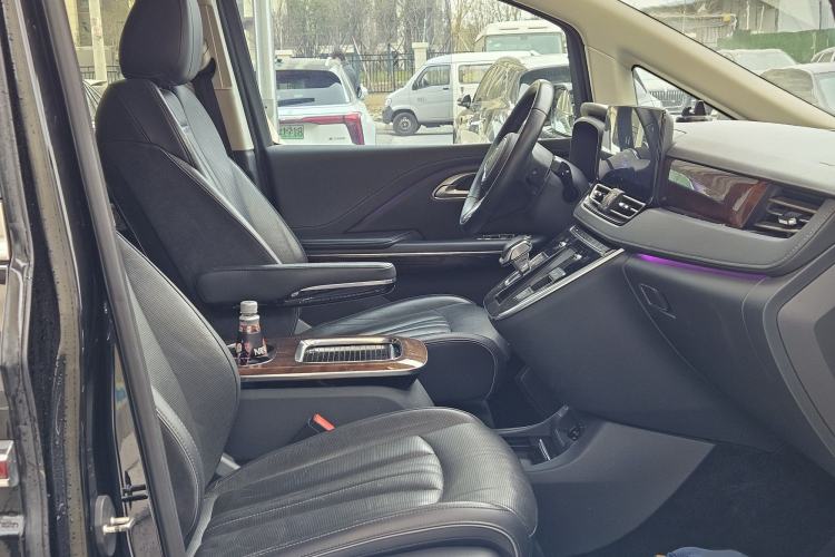 Used Hongqi HQ9 2023 2.0T Smart Connect Flagship Edition