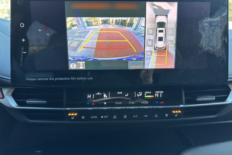 Used Toyota Sienna 2023 2.5L Hybrid Ultimate Edition