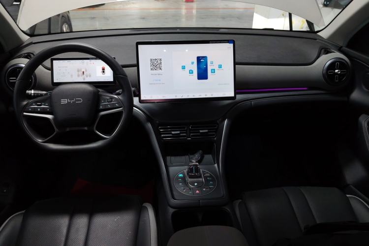 Used BYD Sealion 05 DM-i 2025 DM-i Smart Drive 115KM Flagship Model Center Console