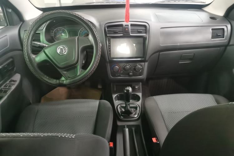 Used Dongfeng Fengon 330 2017 1.5L Manual Utility II DK15 Center Console