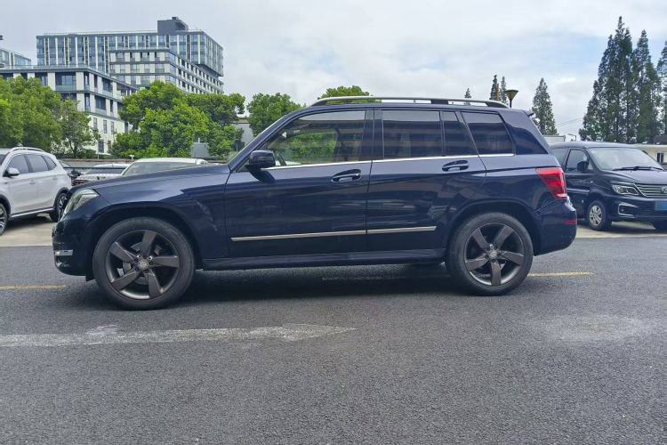 Used Mercedes-Benz GLK-Class 2013 GLK 300 4MATIC Dynamic Sunroof Model
