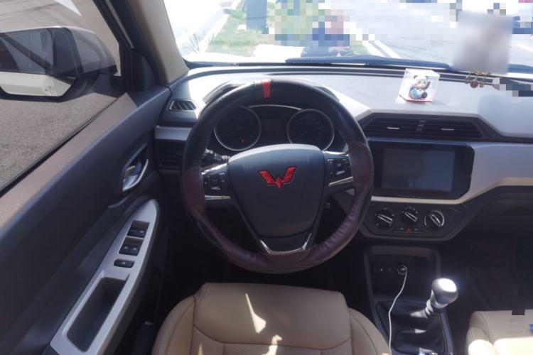 Used Wuling Hongguang 2021 1.5L Facelifted S Comfort Version with Electric Power Steering LAR Steering Wheel