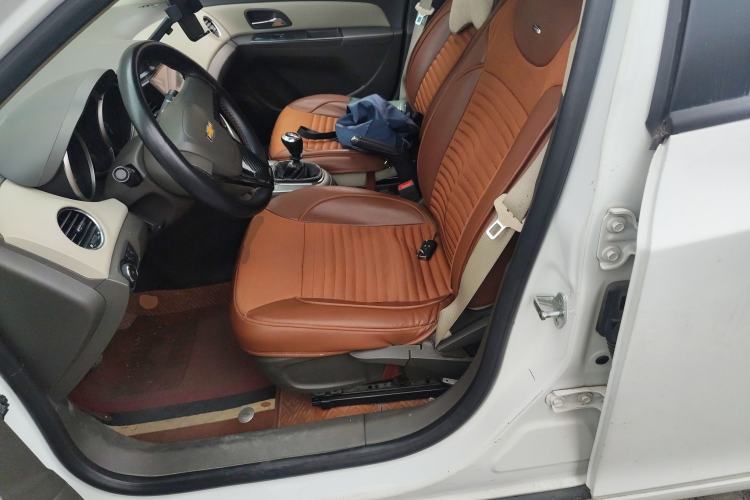 Used Chevrolet Cruze 2015 1.5L Classic SL MT
