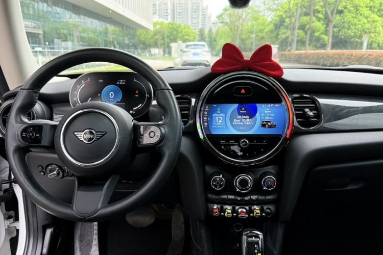 Used MINI 2023 1.5T ONE
