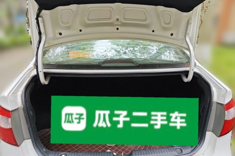 Used Kia K2 2011 Sedan 1.6L Automatic Transmission Premium Trunk