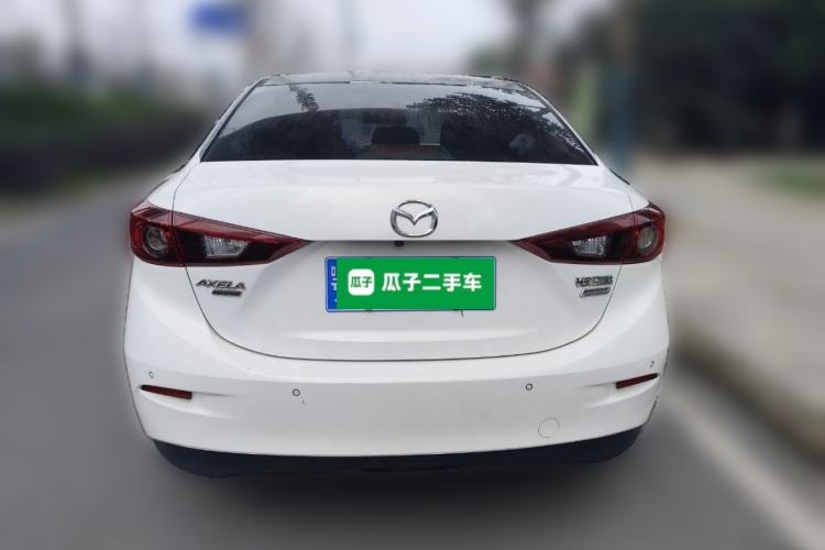 Used Mazda 3 Axela 2014 Sedan 1.5L Automatic Luxury Model