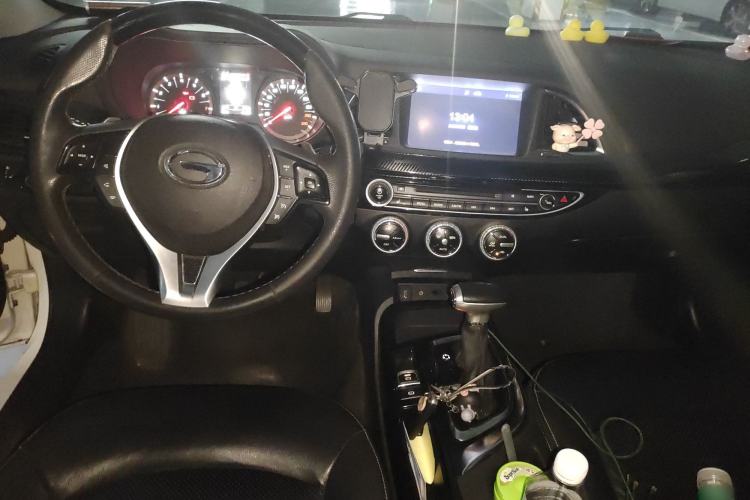 Used GAC Trumpchi GA6 2015 1.8T DCT Luxury Navigation Model Center Console