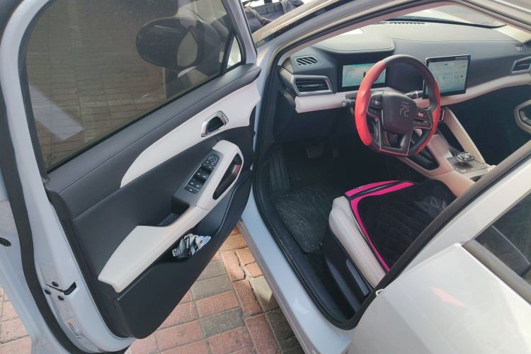 Used BYD Yuan UP 2024 401 km Active Version
