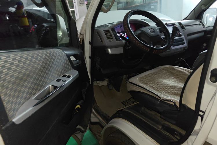 Used Foton Scenic G7 2014 2.0L Shangtong Version Short Wheelbase High Roof 486EQV4