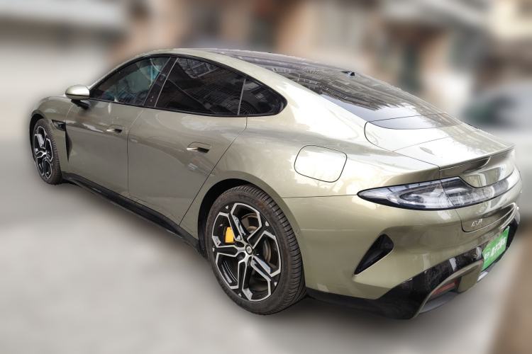 Used Xiaomi Auto SU7 2024 Four-Wheel Drive Ultra-Long Range Advanced Intelligent Driving Max Edition