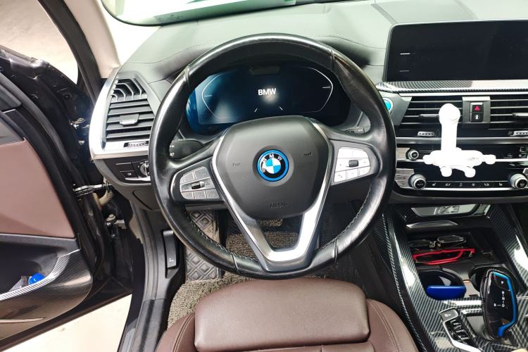 Used BMW iX3 2021 Leading Model
