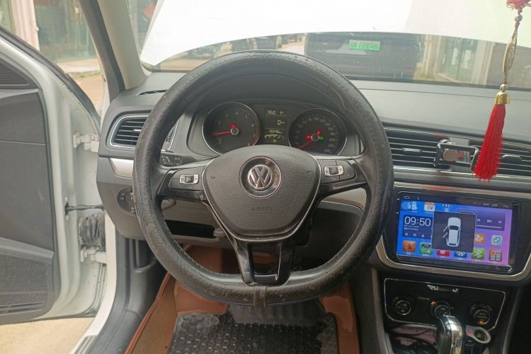 Used Volkswagen Lavida 2017 230TSI DSG Comfort Edition Steering Wheel