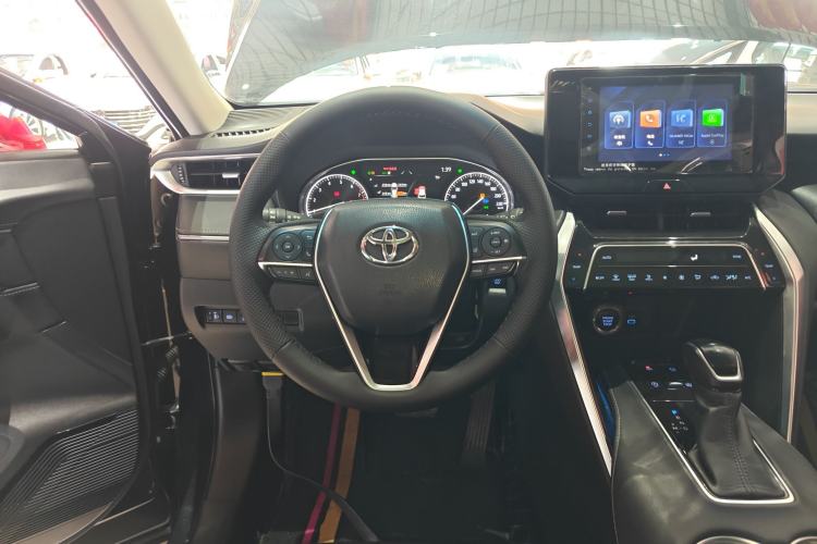 Used Toyota Harrier 2022 2.0L CVT Two-Wheel Drive Luxury Edition
