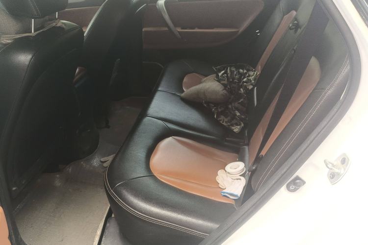 Used JAC Refine S5 2013 2.0T Manual Luxury Edition
