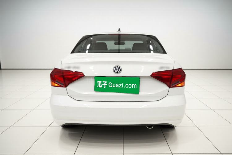 Used Volkswagen Jetta 2017 1.4L Manual Fashion Edition