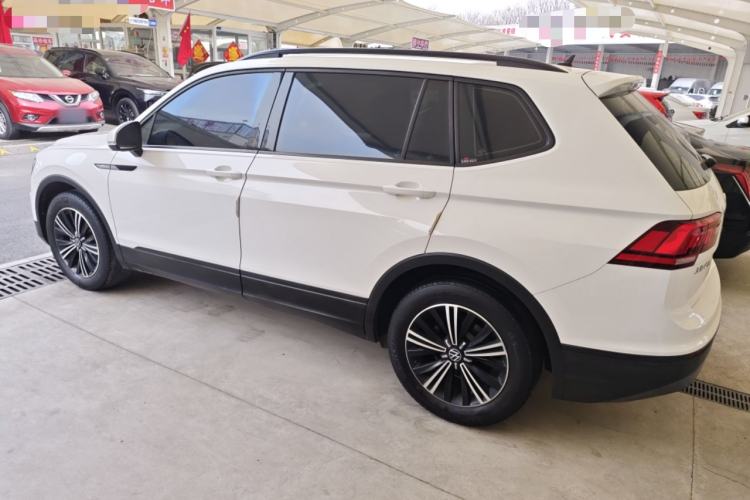 Used Volkswagen Tiguan L 2021 280TSI Automatic Two-Wheel Drive Comfort Edition – Low-Trim Version