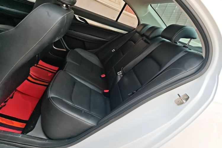 Used Geely Auto Emgrand 2019 Leading Edition 1.5L Manual Luxury Model China VI Standard Left Rear Seat