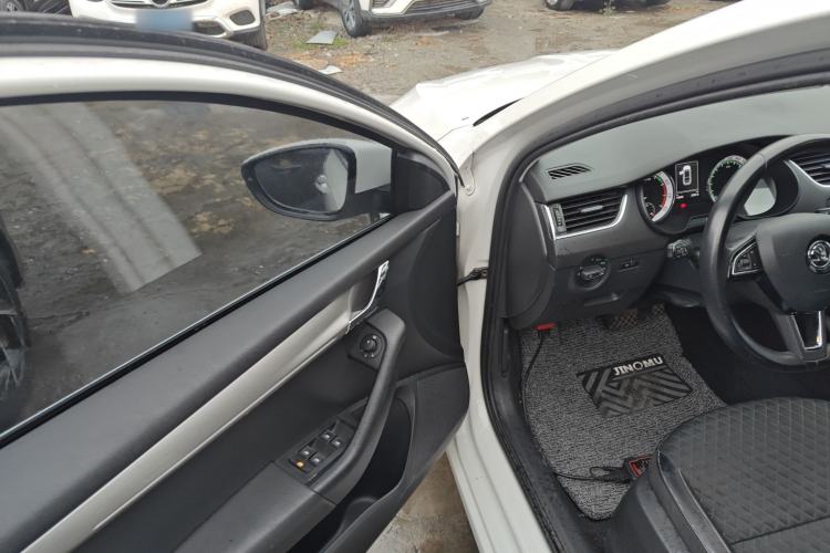 Used Skoda Octavia 2018 TSI230 DSG Luxury Edition