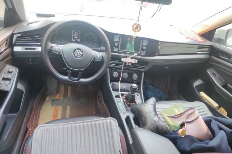 Used Volkswagen Bora 2020 1.5L Manual Comfort Version
