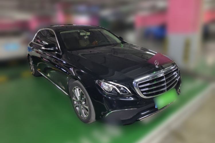 Used Mercedes-Benz E-Class 2018 Facelift E 300 L Luxury Edition Front Right 45 Deg