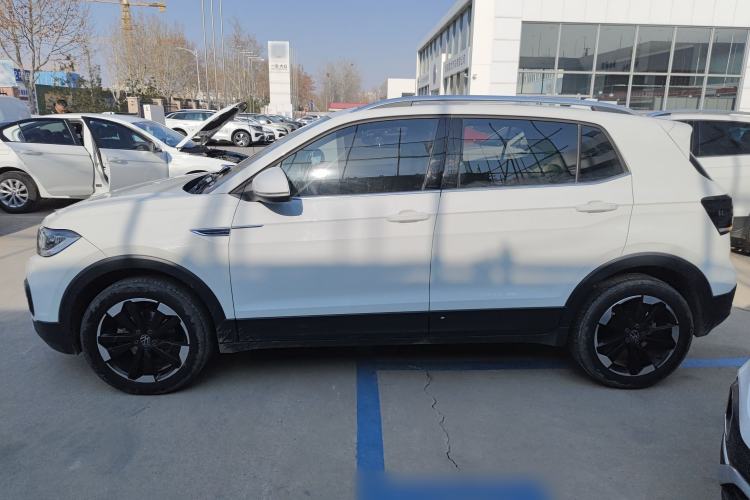 Used Volkswagen Tacqua 2023 200TSI DSG Joy-Connect Edition
