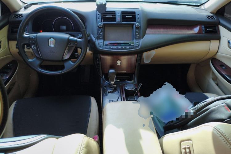 Used Toyota Crown 2010 2.5L Royal
