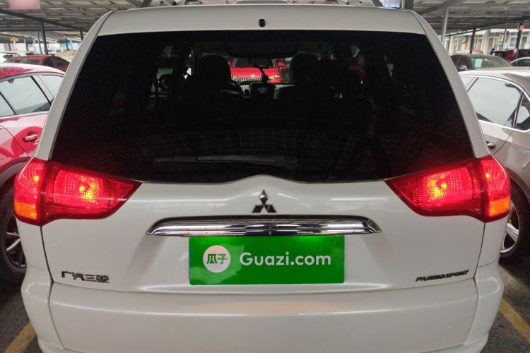 Used Mitsubishi Pajero Sport 2013 3.0L Automatic 4x4 Flagship Edition Rear