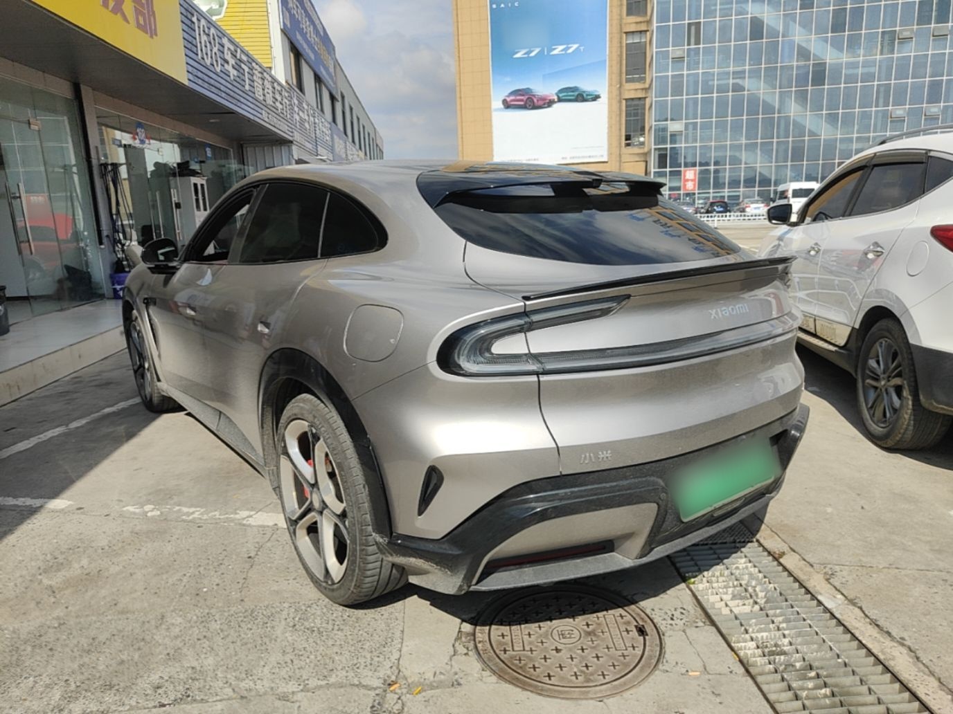 Xiaomi Auto YU7 2025 Ultra-Long Range High-Performance All-Wheel-Drive Max Edition — снимка 4