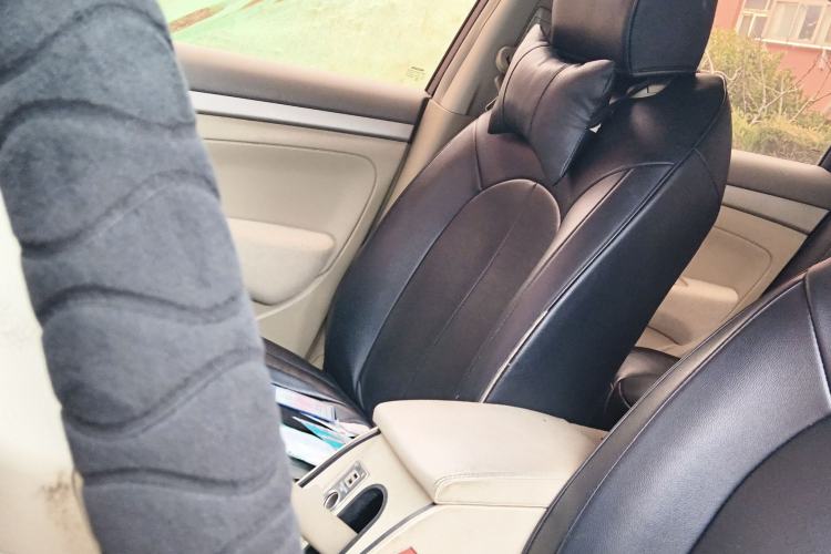 Used Nissan Sylphy 2016 Classic 1.6XE Manual Comfort Edition Left Front Seat