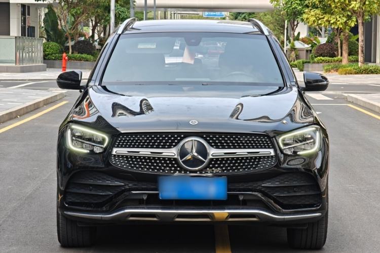 Used Mercedes-Benz GLC 2021 GLC 260 L 4MATIC Luxury Model Exterior 3