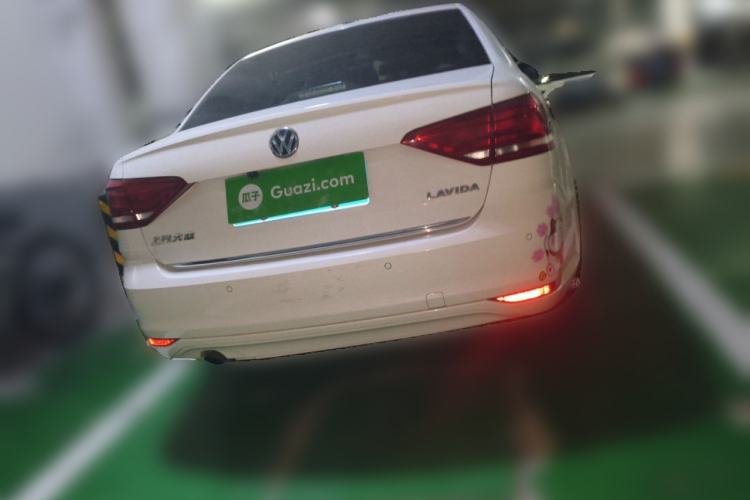 Used Volkswagen Lavida 2017 1.6L Automatic Comfort Edition Rear