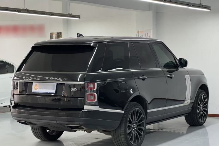 Used Land Rover Range Rover 2022 3.0 L6 360 PS Grand Edition
