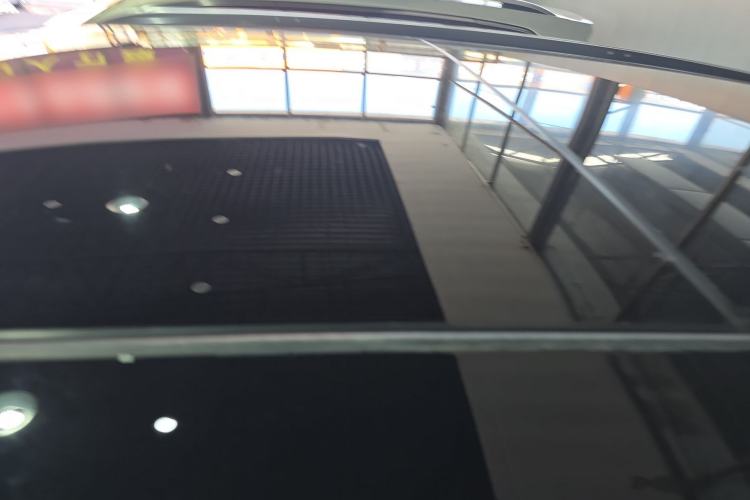 Used Audi Q5L 2018 40 TFSI Prestige Edition China VI Emission Standard Roof