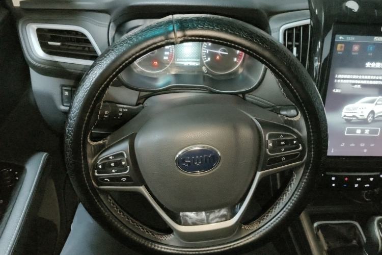 Used SWM X7 2016 1.5T Manual Luxury Edition 7 Seats
