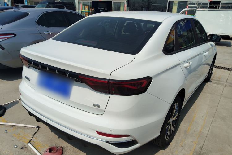 Used Geely Auto Emgrand 2025 4th Generation 1.5L CVT Longteng Edition
