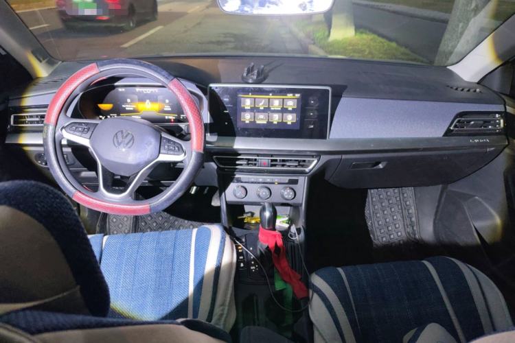 Used Volkswagen Lavida 2023 1.5L Automatic De Yi Edition Center Console