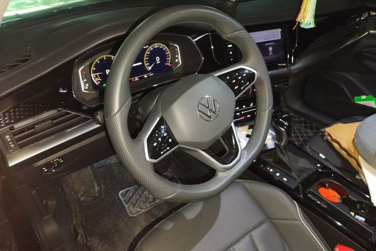 Used Volkswagen Passat 2024 380TSI Starry Dragon Edition