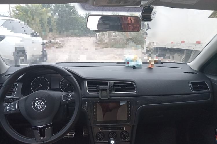 Used Volkswagen Cross Lavida 2014 1.4TSI DSG