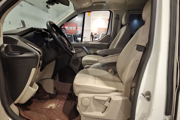 Used Ford Tourneo Custom 2017 2.0T Automatic Elite Edition
