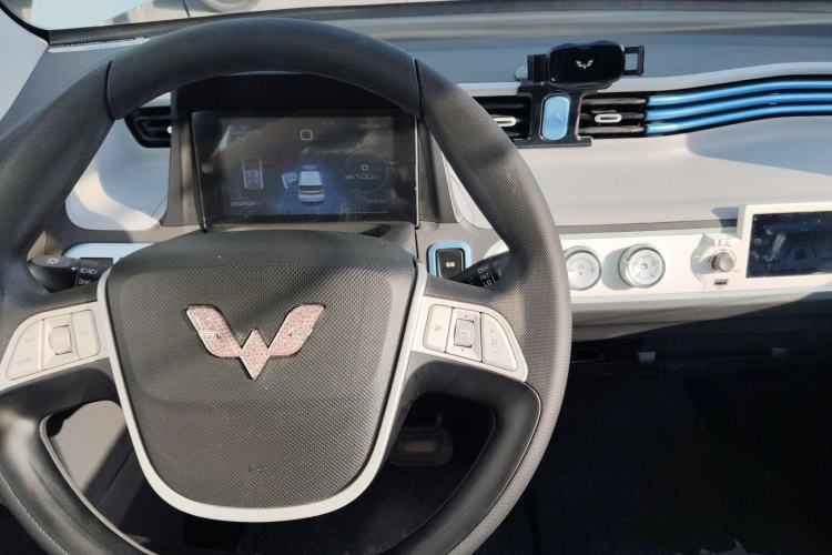 Used Wuling Hongguang MINIEV 2021 Macaron Premium Model – Lithium Iron Phosphate
