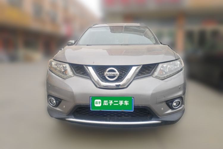 Used Nissan X-Trail 2014 2.5L CVT Leading Edition 4WD
