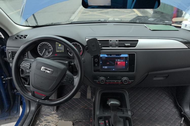 Used Qoros 5 2017 1.6T Automatic Prestige Model
