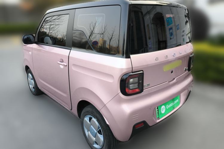 Used Geely Galaxy Panda 2023 Panda Mini 200km Endurance Bear
