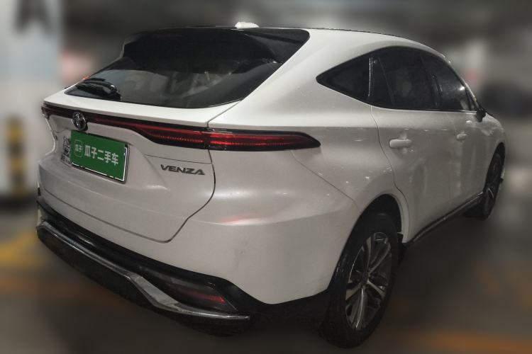 Used Toyota Venza 2023 2.0L CVT Two-Wheel Drive Luxury Edition Rear Right 45 Deg