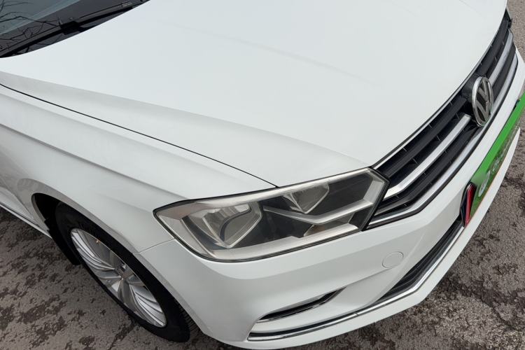Used Volkswagen Bora 2017 1.6L Manual Two-Millionth-Vehicle Commemorative Edition
